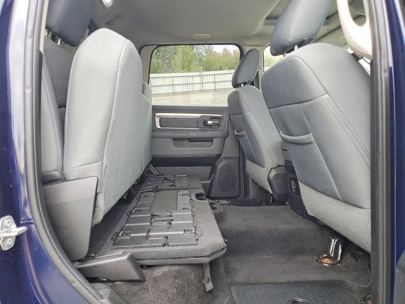 2017 RAM 1500 SLT 10