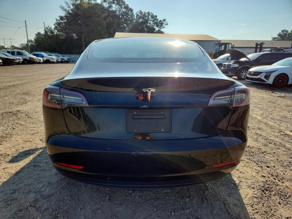 2023 TESLA MODEL 3 6