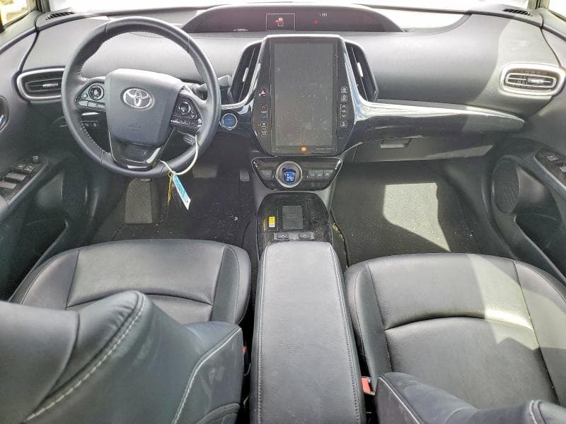 2021 TOYOTA PRIUS PRIME LIMITED 8