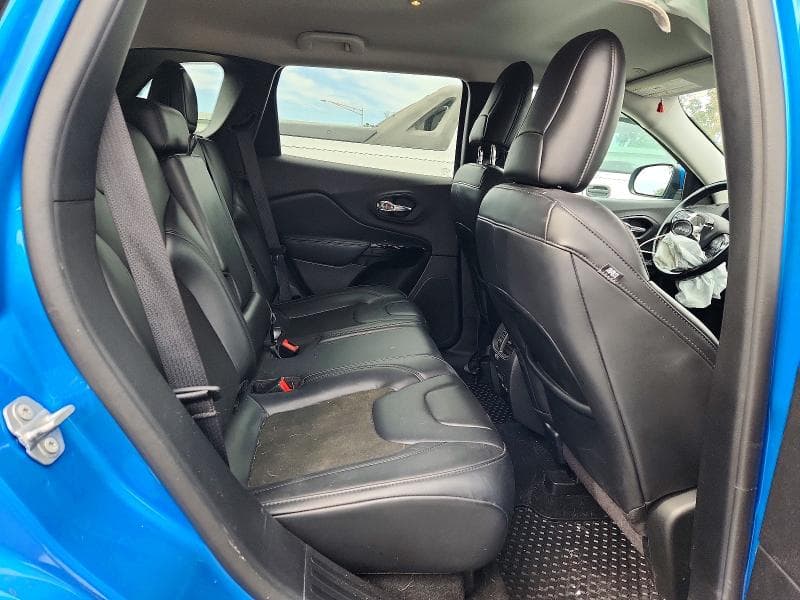 2020 JEEP CHEROKEE LATITUDE PLUS 11