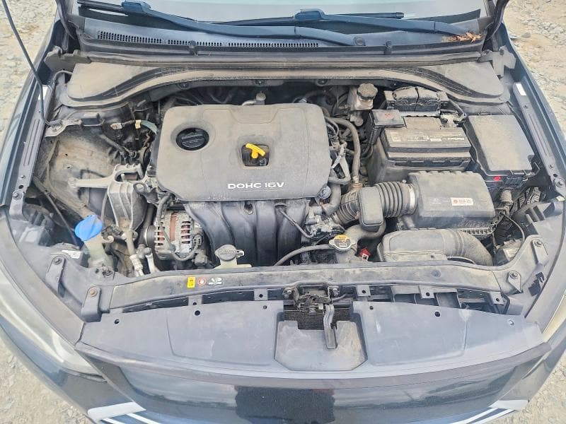 2017 HYUNDAI ELANTRA SE 11