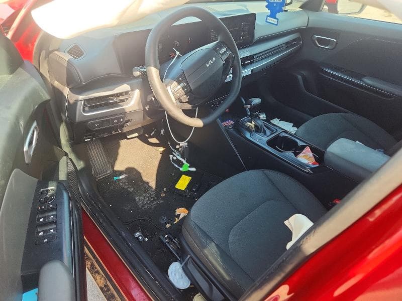 2025 KIA K4 LXS 8