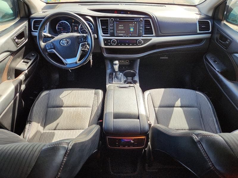 2019 TOYOTA HIGHLANDER LE PLUS 8