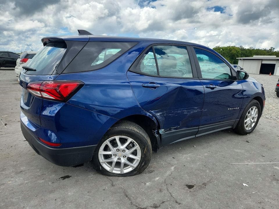 2022 CHEVROLET EQUINOX LS 3