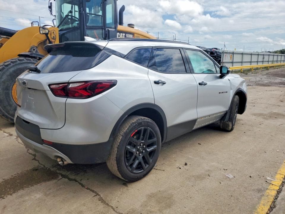 2021 CHEVROLET BLAZER 2LT 3