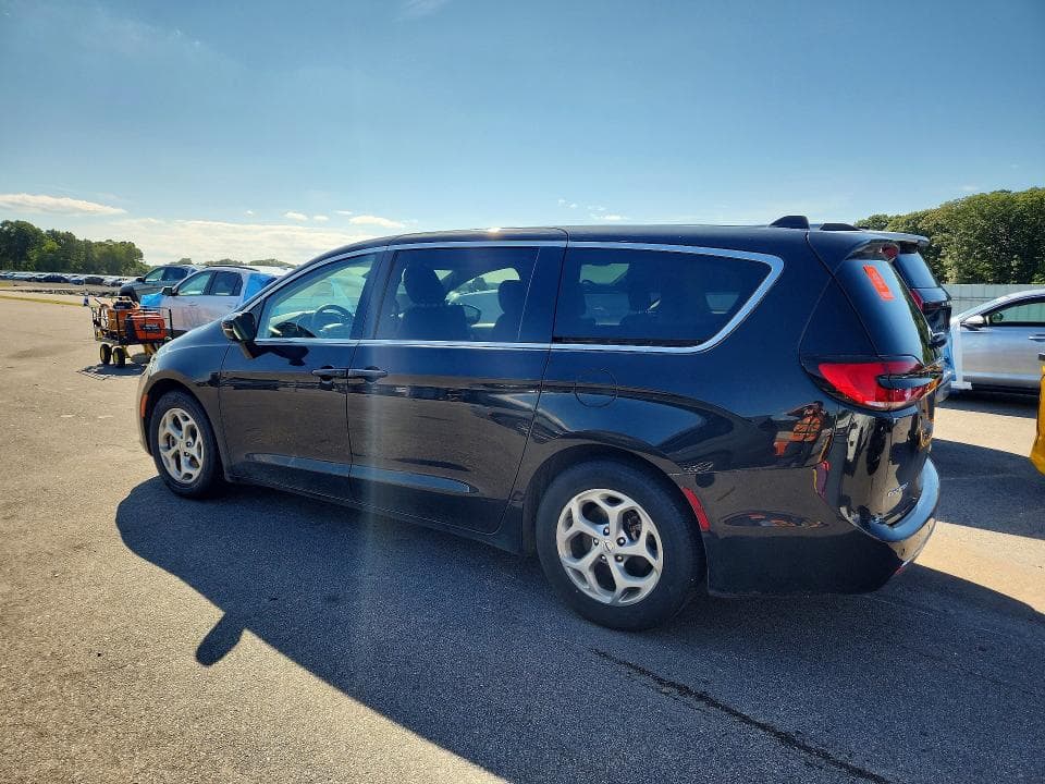 2024 CHRYSLER PACIFICA LIMITED 2