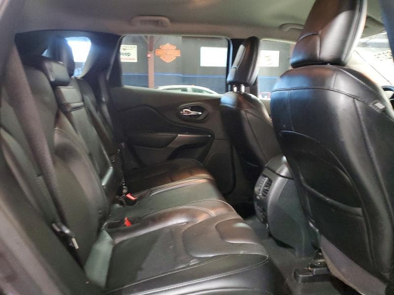 2019 JEEP CHEROKEE LIMITED 11