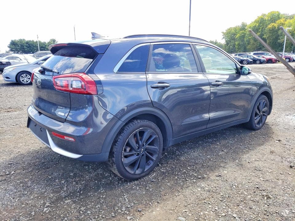 2018 KIA NIRO EX 3