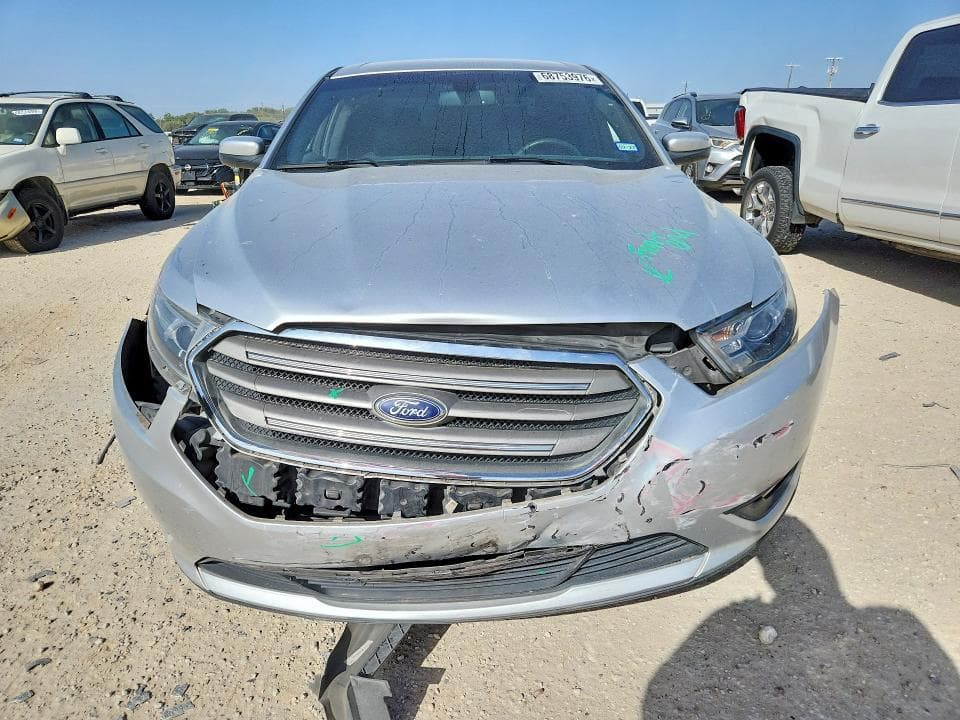 2017 FORD TAURUS SEL 5