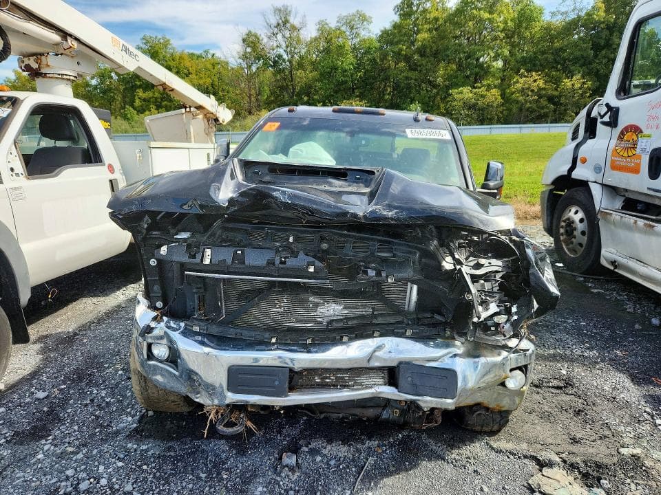 2019 CHEVROLET SILVERADO K3500 LTZ 5