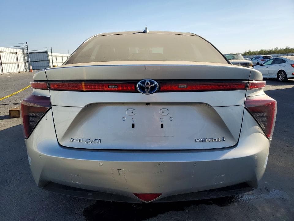 2018 TOYOTA MIRAI BASE 6