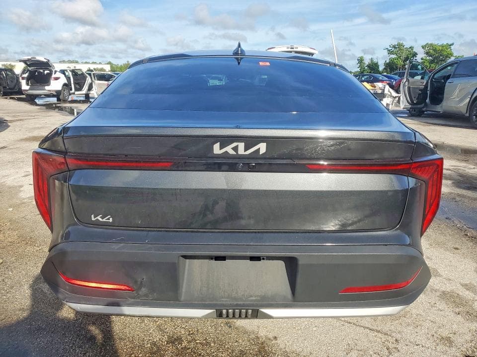 2025 KIA K4 LXS 6