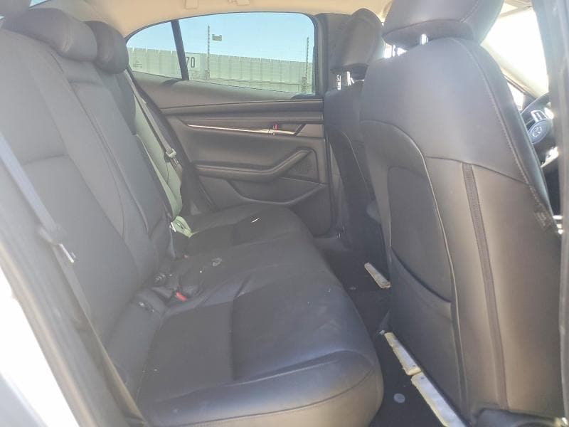 2019 MAZDA 3 SELECT 10