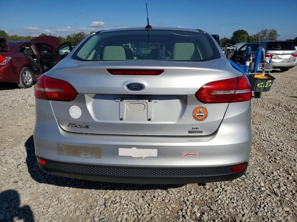 2018 FORD FOCUS SE 6