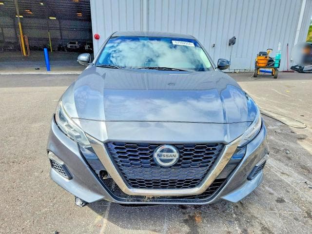 2021 NISSAN ALTIMA SR 5