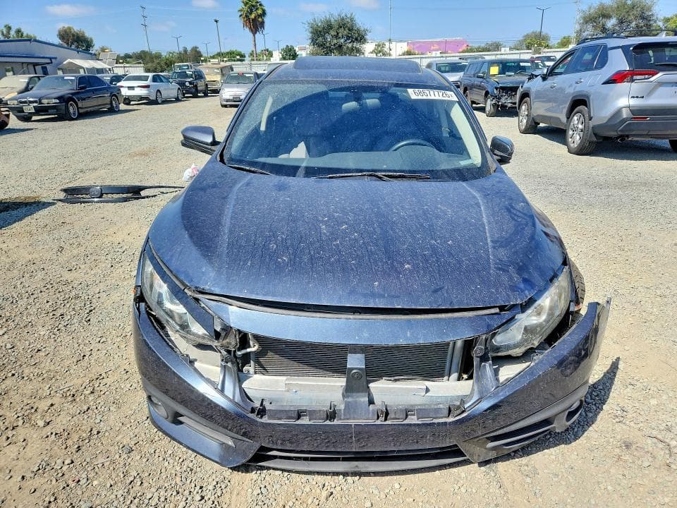 2018 HONDA CIVIC EX 5