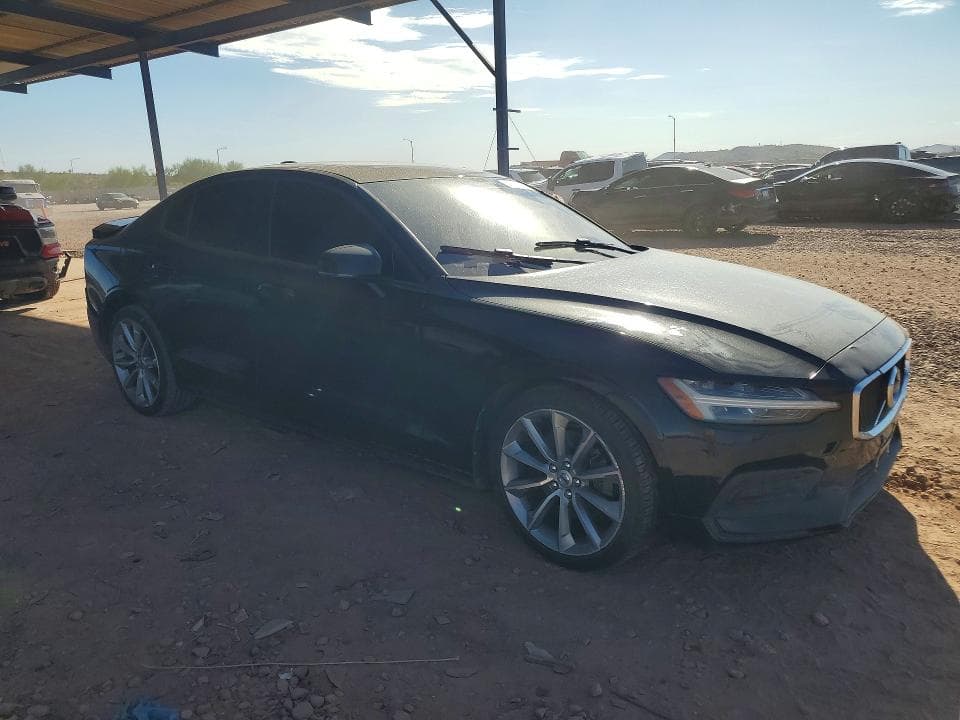 2019 VOLVO S60 T5 MOMENTUM 4