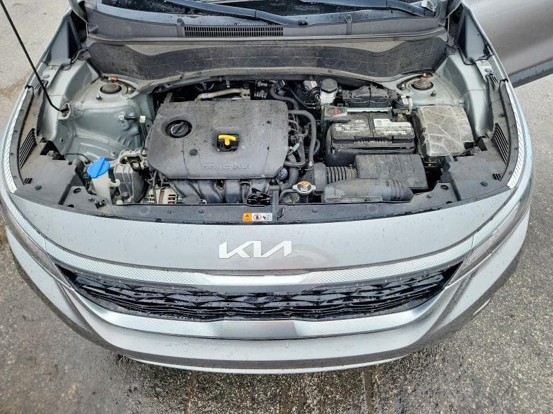 2022 KIA SELTOS S 12
