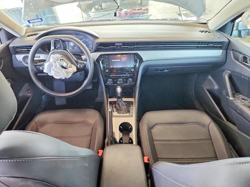 2021 VOLKSWAGEN PASSAT SE 8
