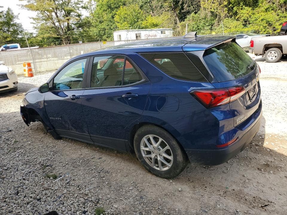 2022 CHEVROLET EQUINOX LS 2