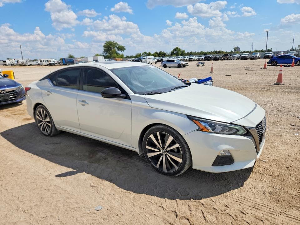 2019 NISSAN ALTIMA SR 4