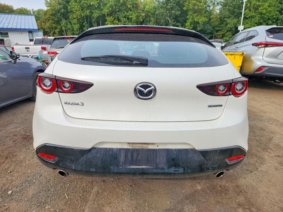 2022 MAZDA 3 6