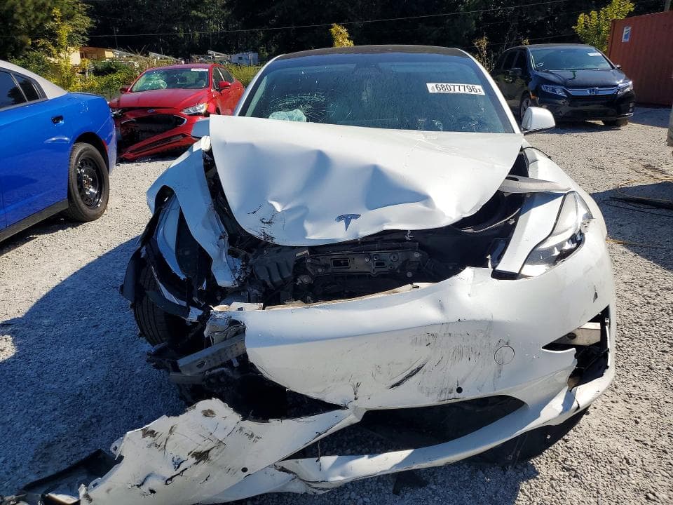 2018 TESLA MODEL 3 5