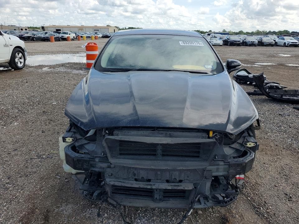 2017 FORD FUSION SE 5