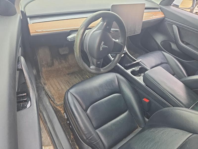 2020 TESLA MODEL 3 8