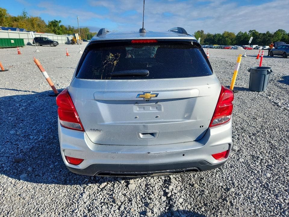 2020 CHEVROLET TRAX 1LT 6