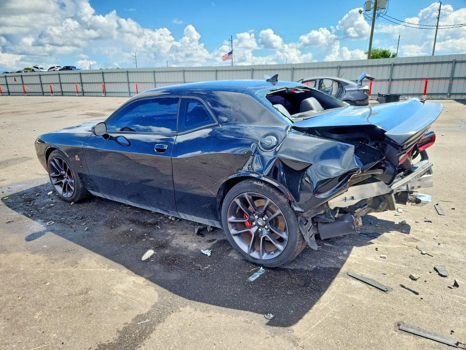 2022 DODGE CHALLENGER R/T SCAT PACK 2