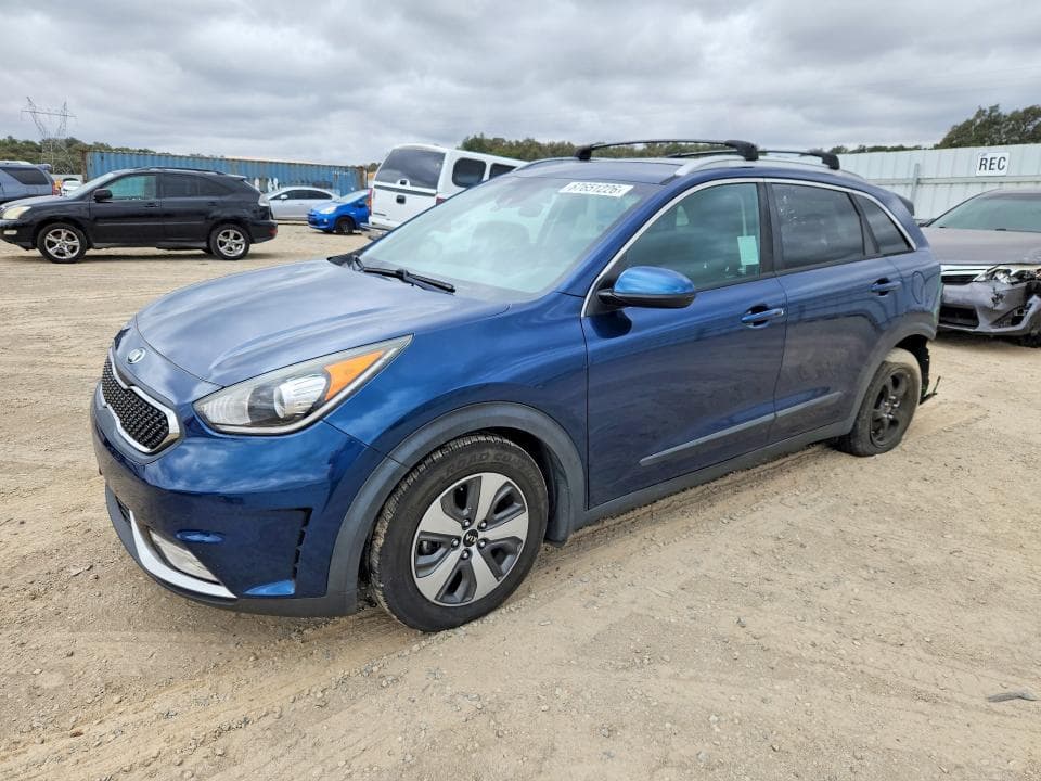 2018 KIA NIRO LX