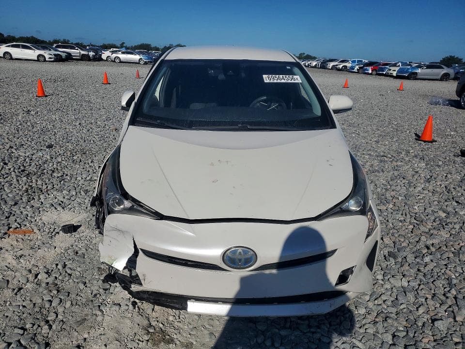 2017 TOYOTA PRIUS TWO 5