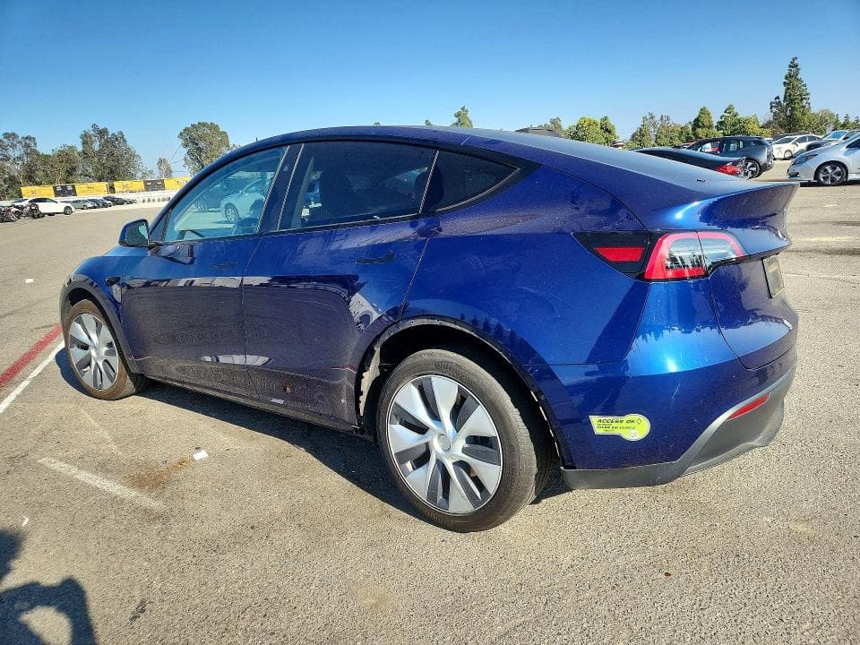2023 TESLA MODEL Y 2