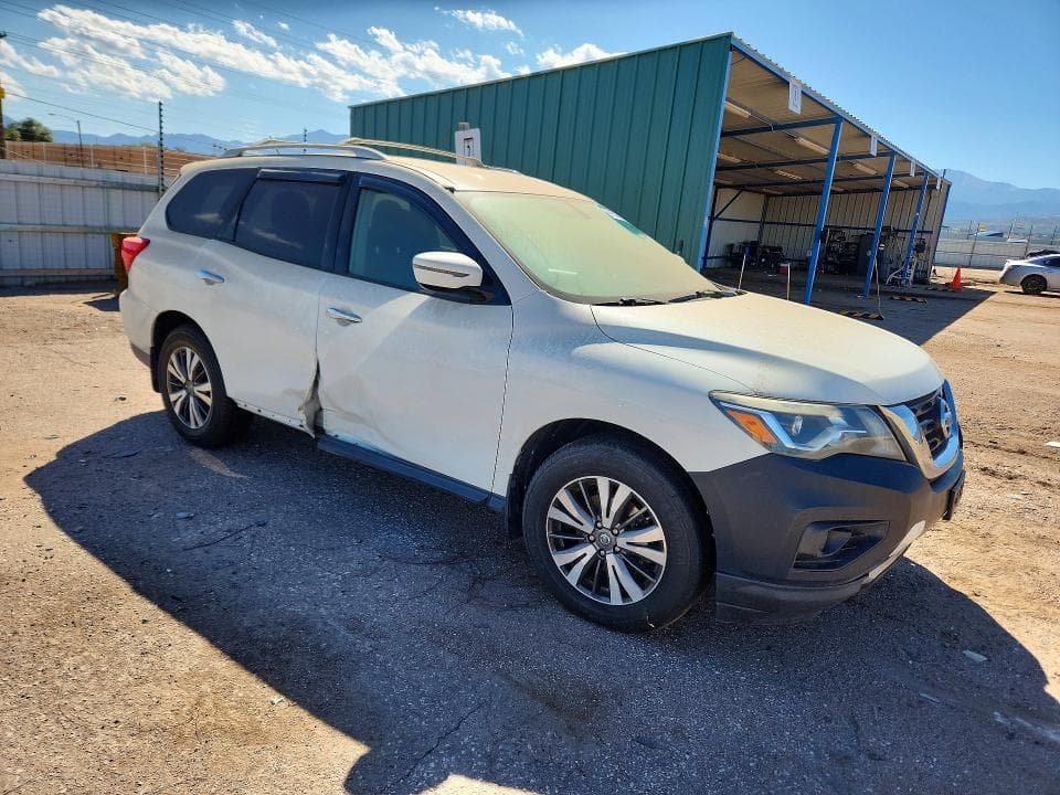 2017 NISSAN PATHFINDER S 4
