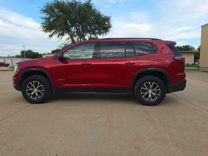 2025 GMC ACADIA AT4 11