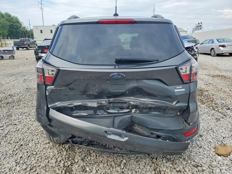 2017 FORD ESCAPE SE 6