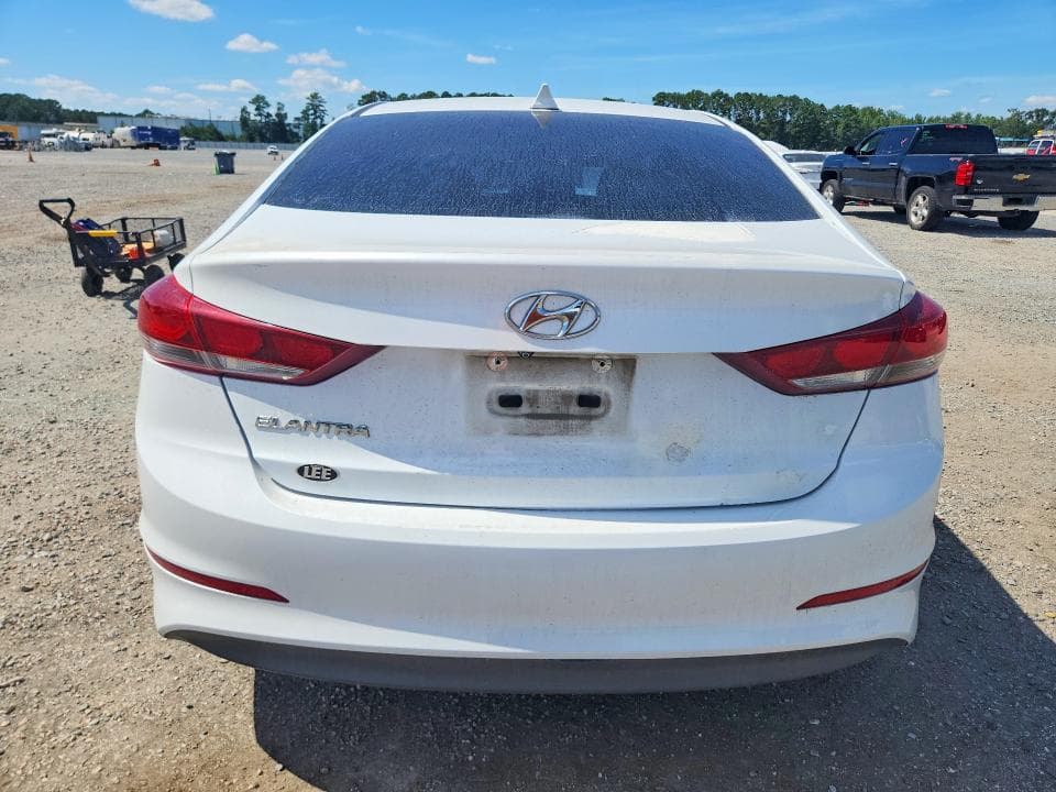 2017 HYUNDAI ELANTRA SE 6