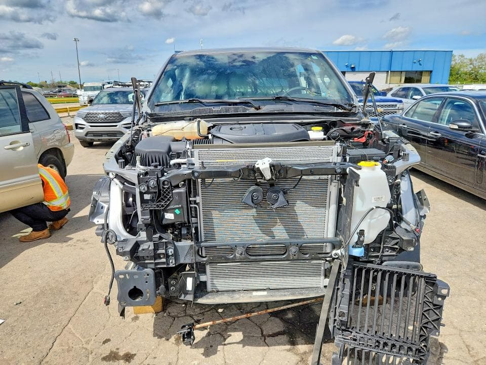 2025 RAM 1500 LARAMIE 5