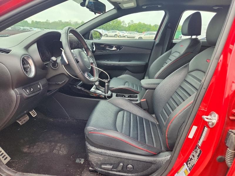 2024 KIA FORTE GT 7