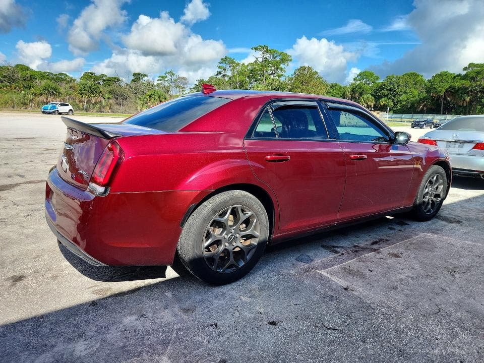 2018 CHRYSLER 300 S 3