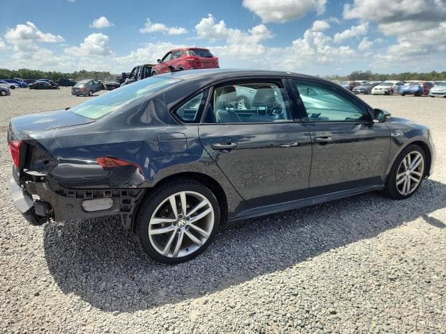 2018 VOLKSWAGEN PASSAT S 3