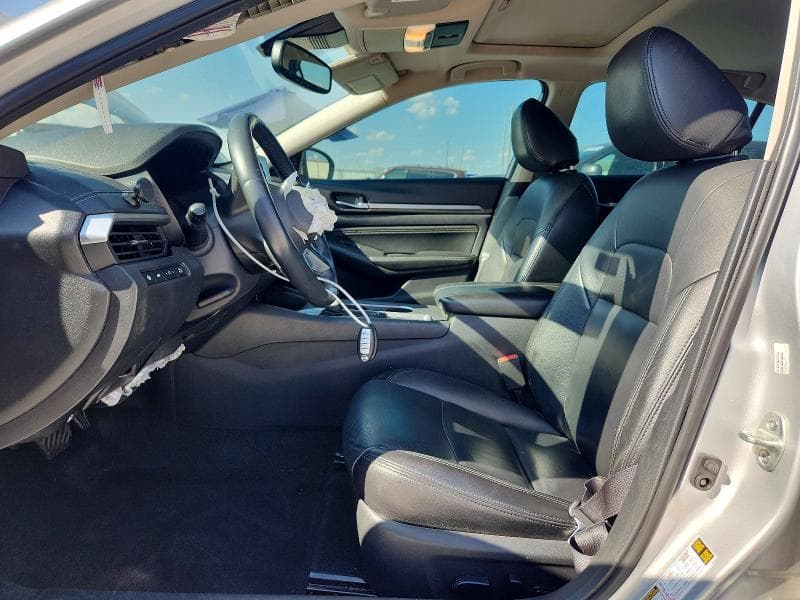 2019 NISSAN ALTIMA SV 7