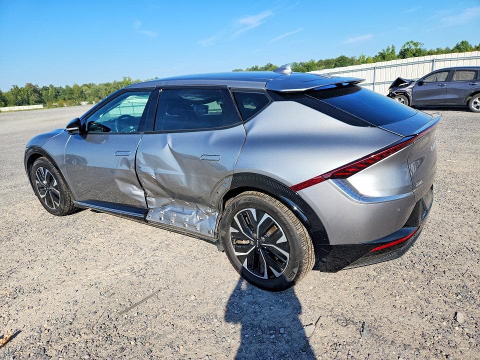 2022 KIA EV6 WIND 2