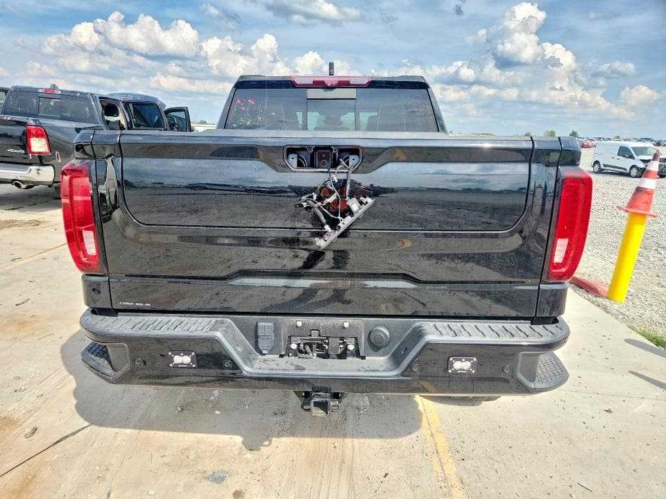2023 GMC SIERRA K1500 AT4X 6