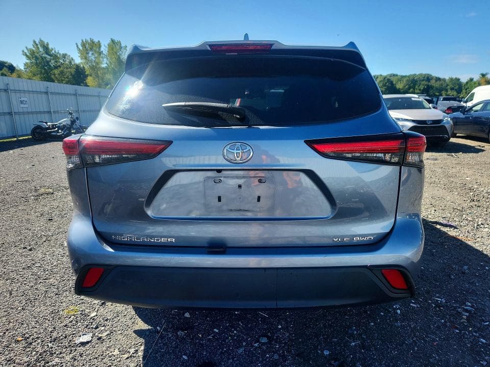 2020 TOYOTA HIGHLANDER XLE 6