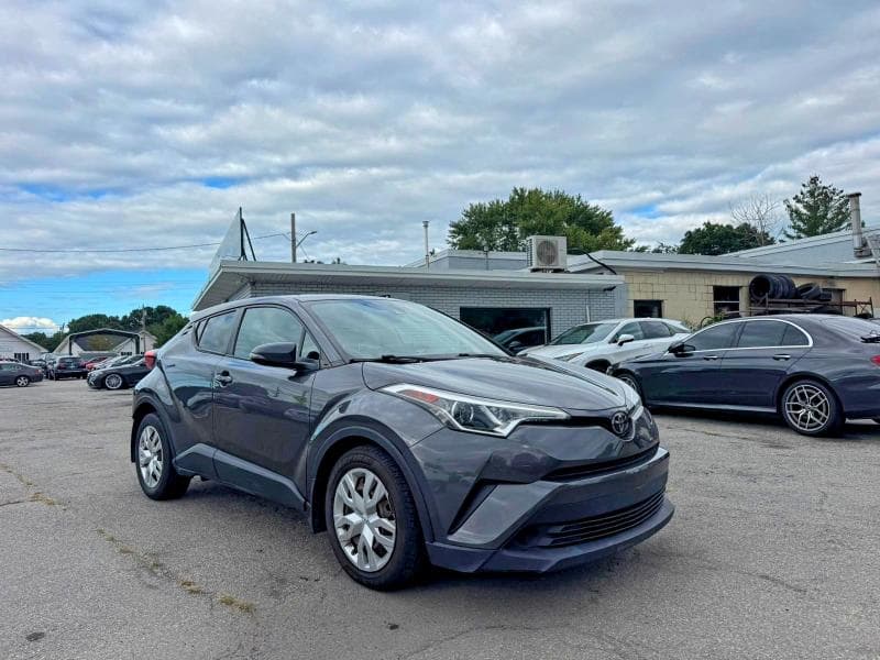 2019 TOYOTA C-HR LE - 1