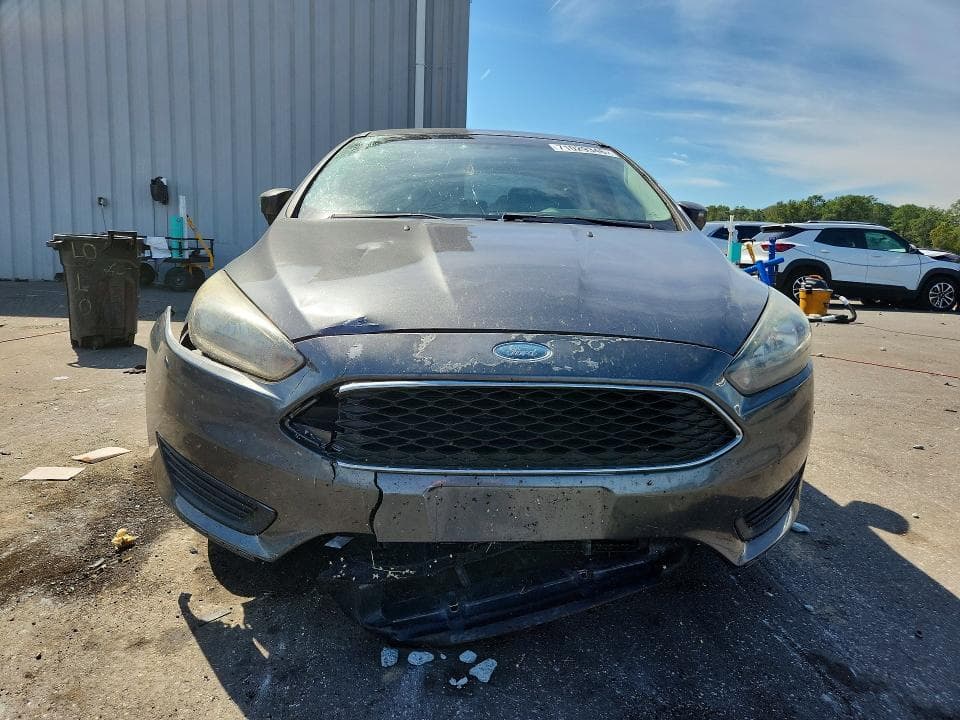 2017 FORD FOCUS SE 5