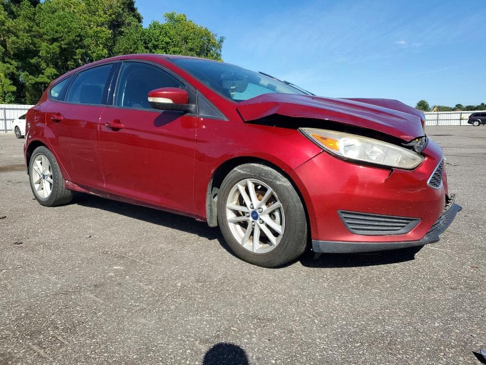 2017 FORD FOCUS SE 4