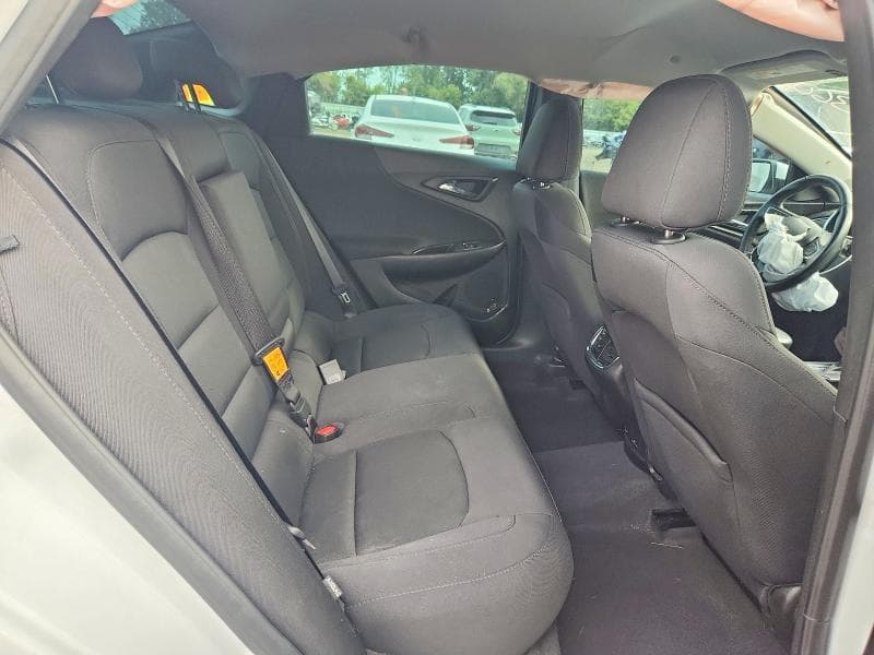 2017 CHEVROLET MALIBU LT 10